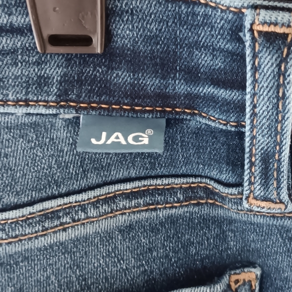 NWOT Jag Skinny Jeans, Size 10/29, Medium Blue - Picture 6 of 7